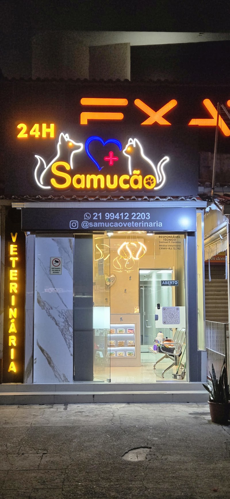 Clínica Veterinária Samucão - Laranjeiras 24h