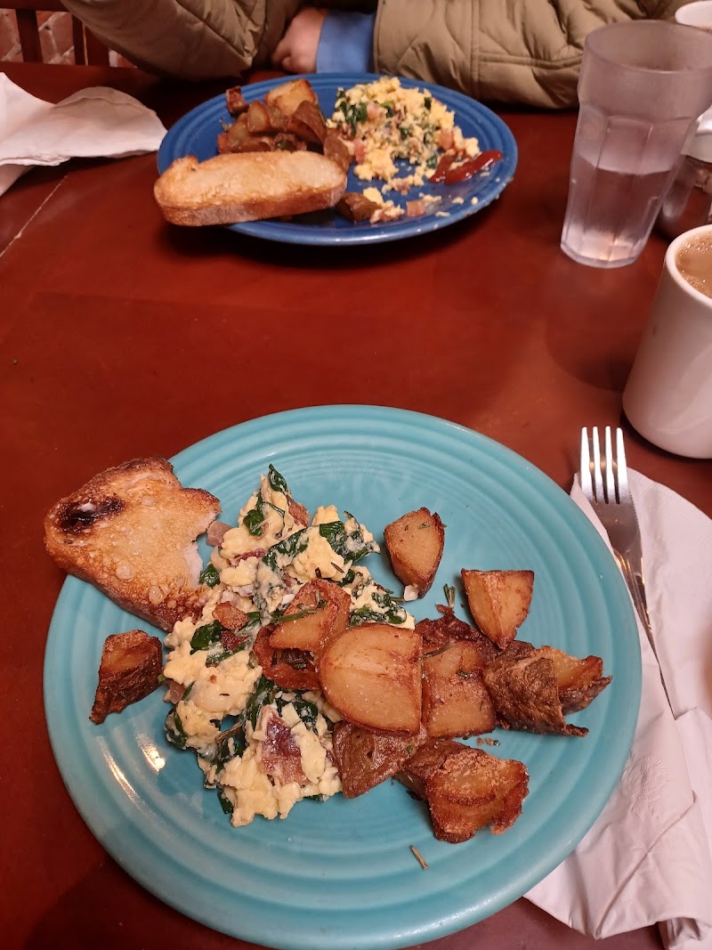 Mama's Cafe & Bakery photo 3