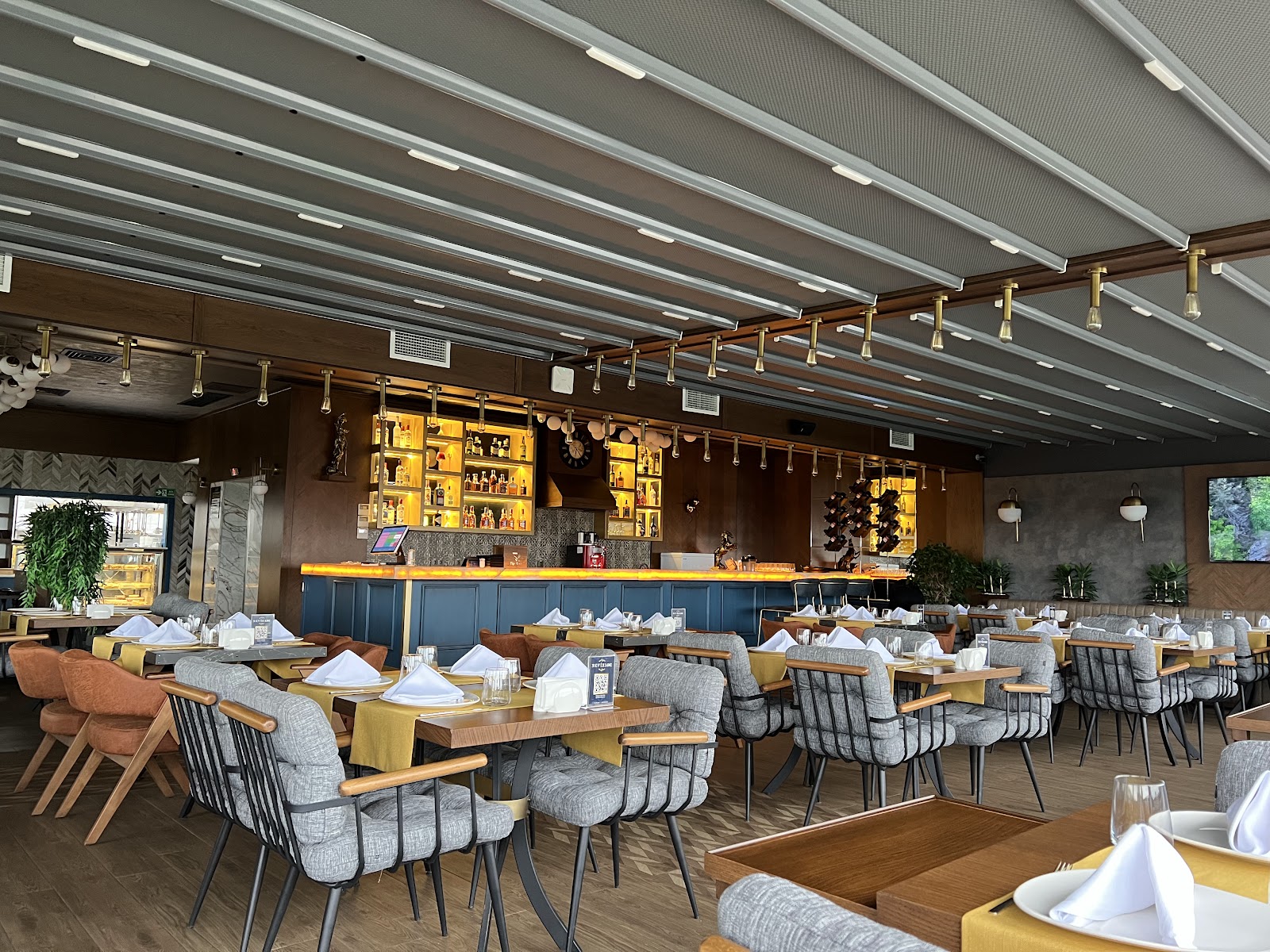 Kehribar Restoran mekanı