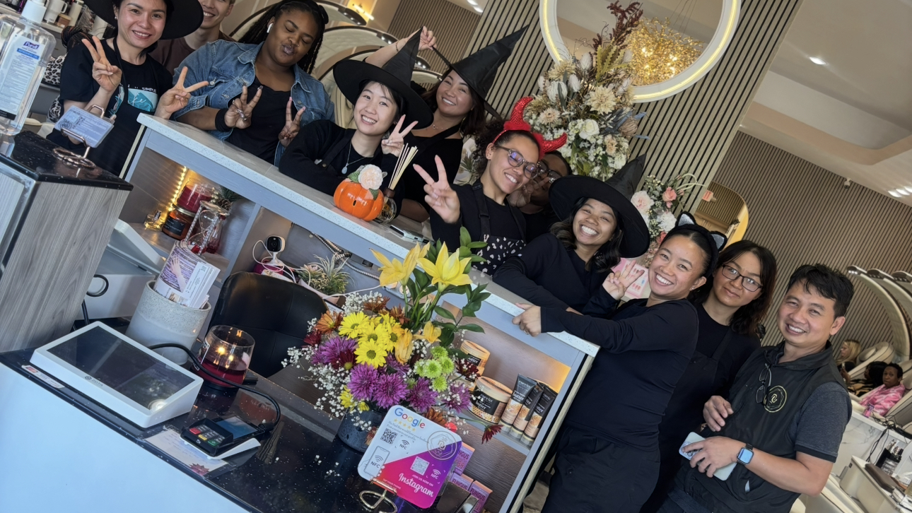 Nu Nail Bar & Lashes interior