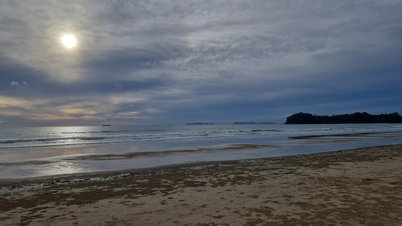 Khlong Dao Beach