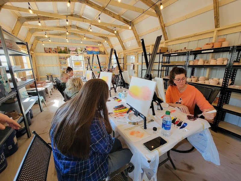 EK Studio & EK's Art Barn