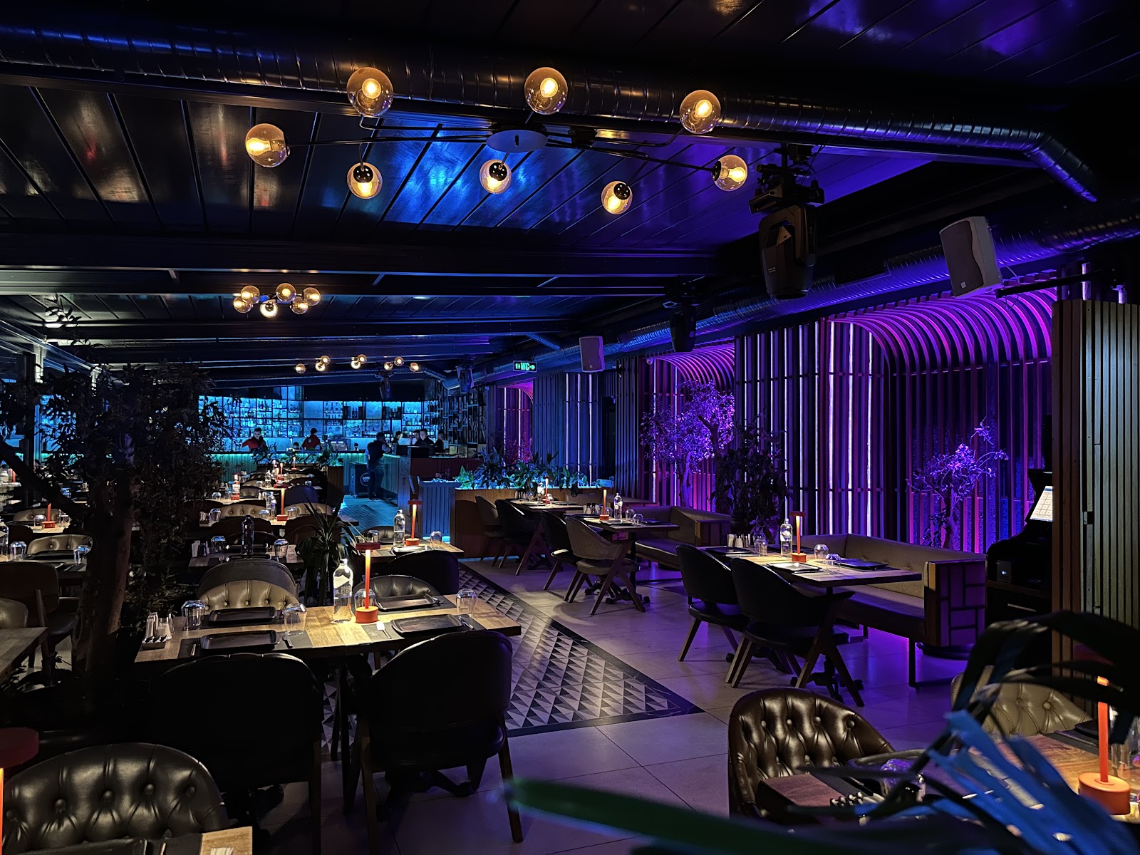 Lotiz Lounge & Hookah mekanı