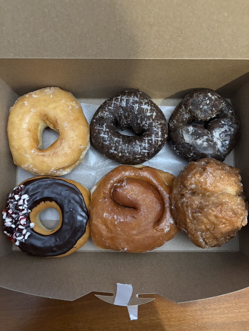 Global Donuts & Deli photo 2