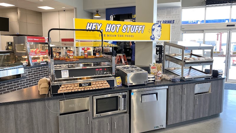 Pump & Pantry photo 4