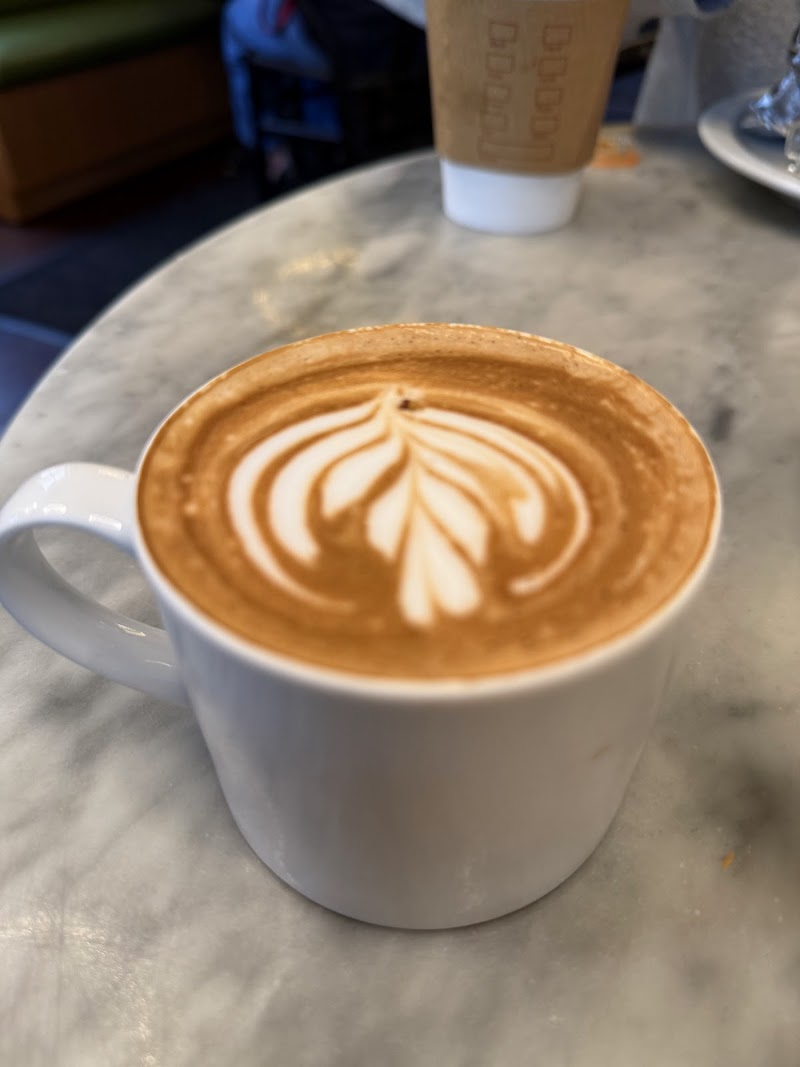 CommonWealth Coffeehouse & Bakery Hemisfair photo 4