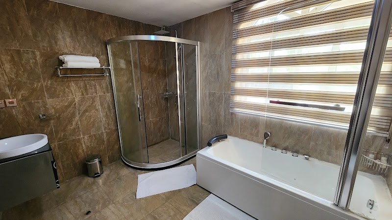 BON Hotel Kano photo 4