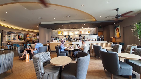 The Coffee Bean & Tea Leaf - Photo 1