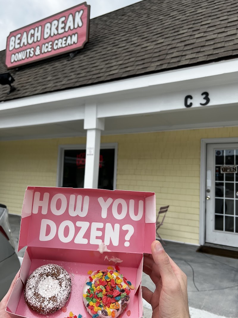 Beach Break Donuts & Ice Cream photo 4