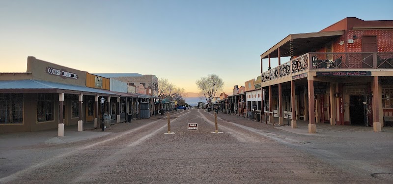 Wyatt Earp’s Oriental Saloon & Theater photo 4