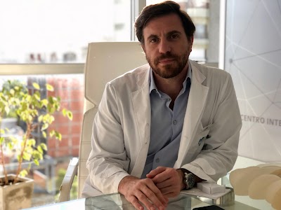 Dr. Ernesto Parellada | Cirugia Plastica Y Reparadora