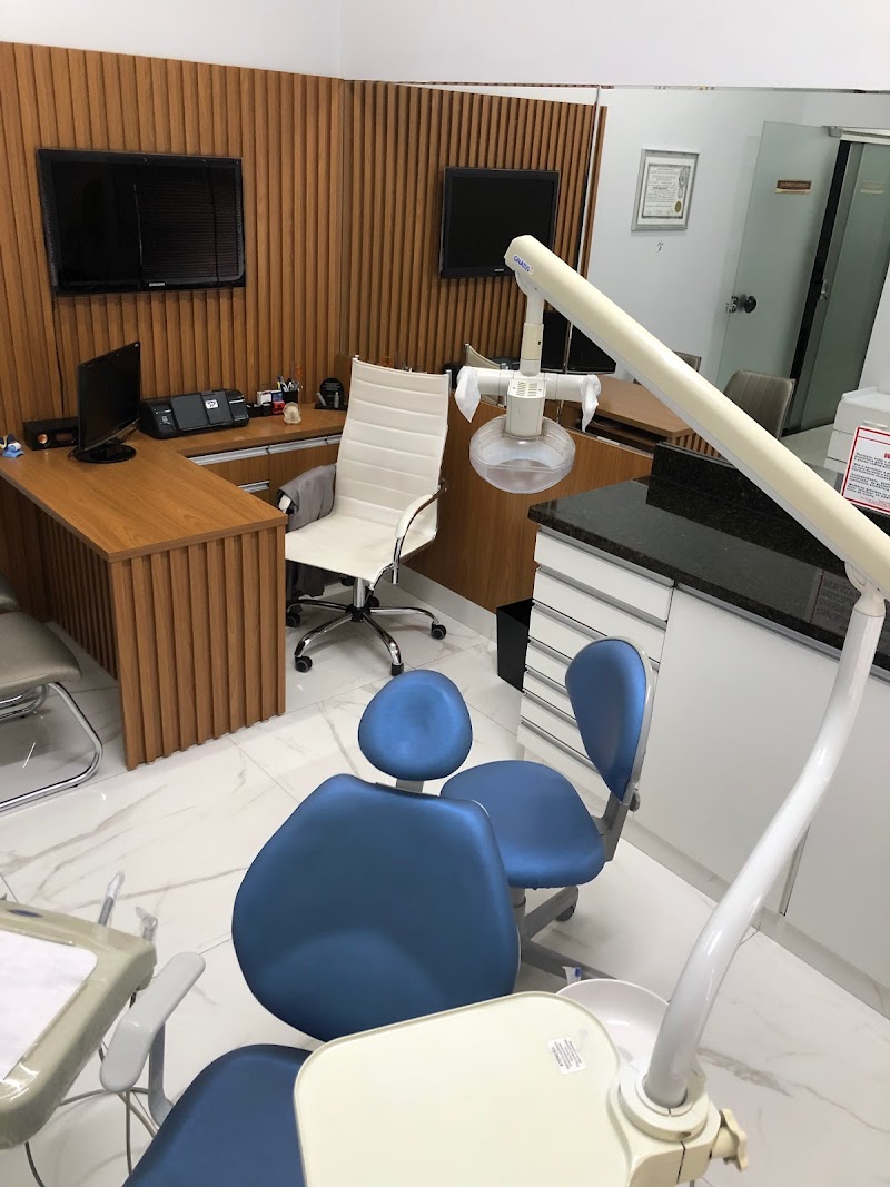 Odontorali Clínica Odontológica - Dr. Fabiano Emygdio Barbosa - foto 3