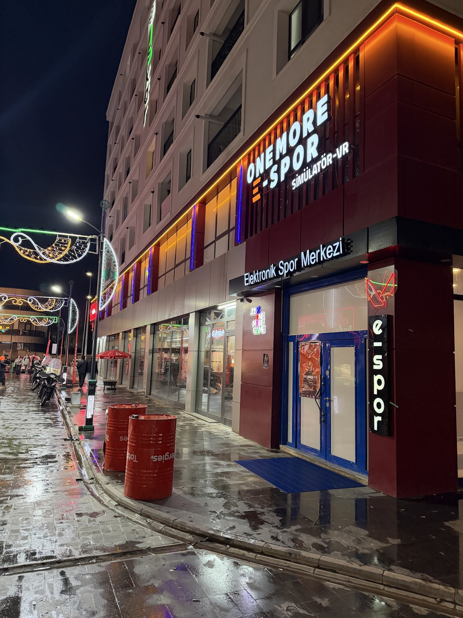One More E-spor internet kafe sivas mekanı