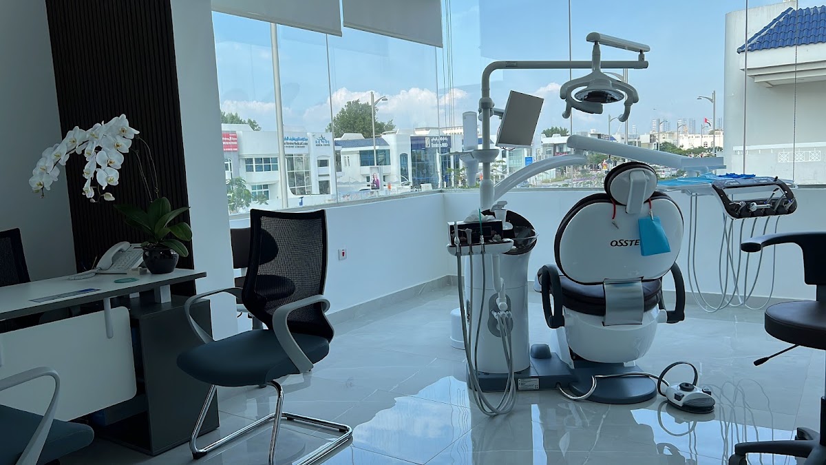 Emirates Dental - Cosmetic Dentistry & Invisalign Clinic Dubai 5