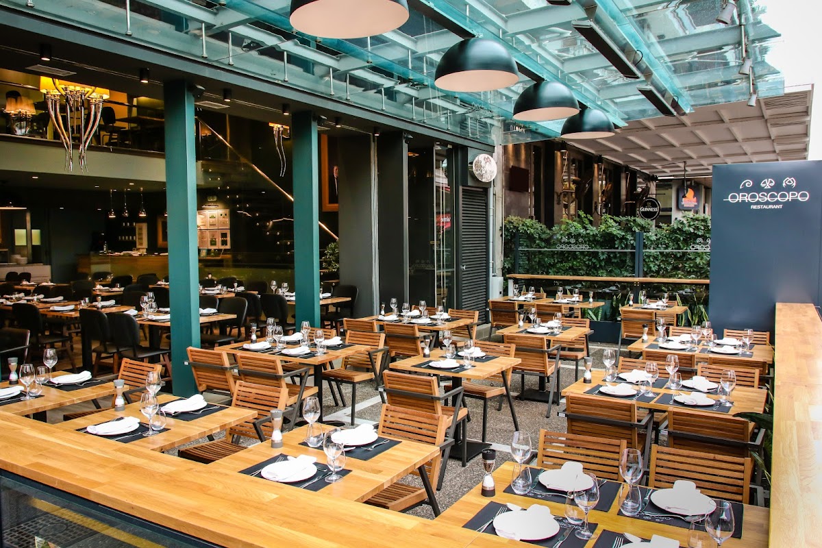 Oroscopo restaurant in athens
