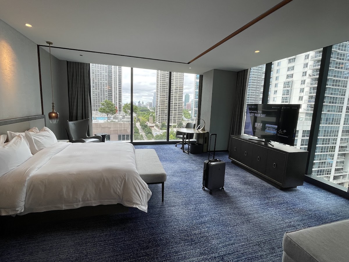 The St. Regis Chicago, dog-friendly hotel