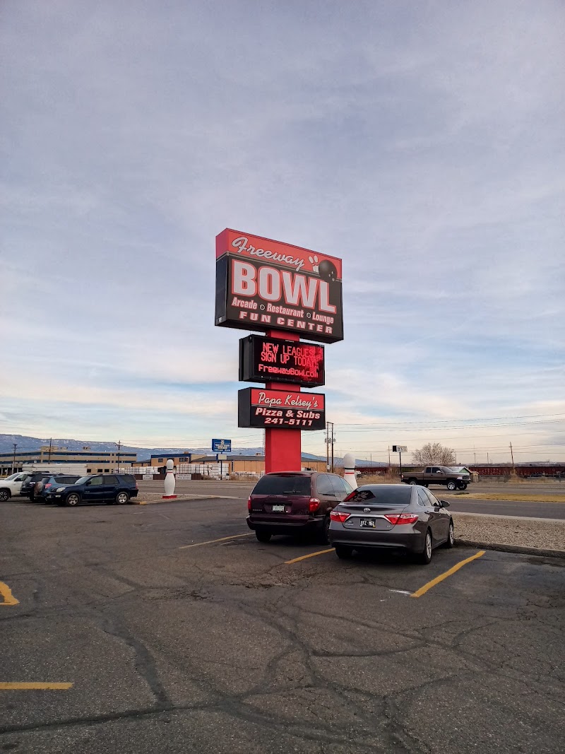 Freeway Bowl photo 4