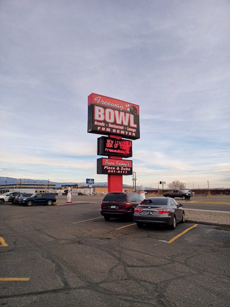 Freeway Bowl photo 4