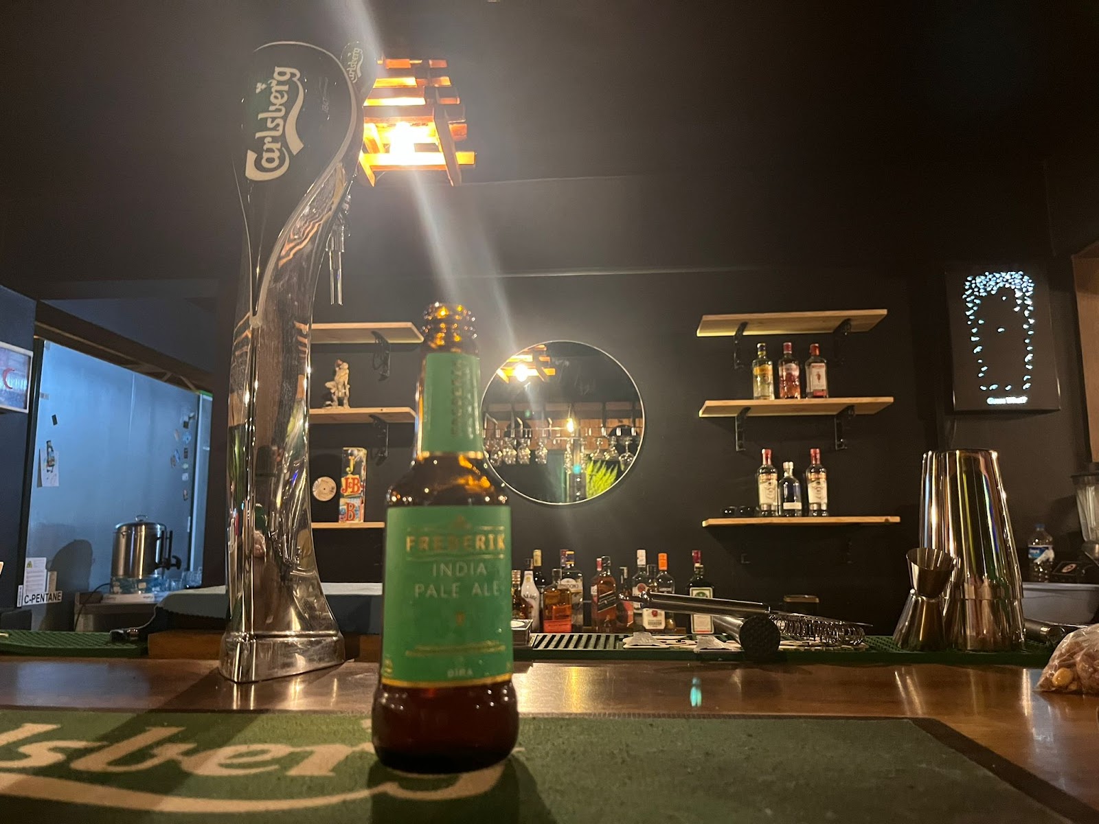 Craft Cocktail & Bedbaht Meyhane mekanı