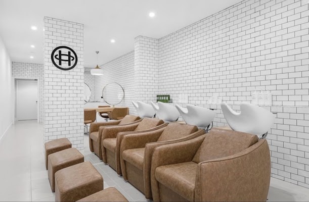 HeadOffice Hair Specialist photo 2