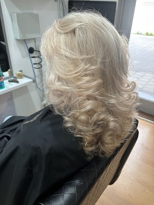 Jovana Hair Studio photo 3