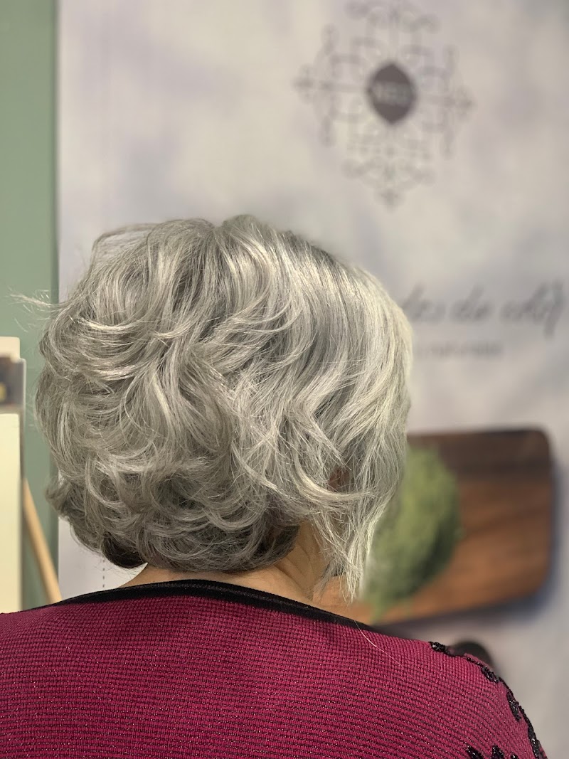 Peluquería MIMO Ourense by Mariana - Curly Hair - Salud Capilar photo 4