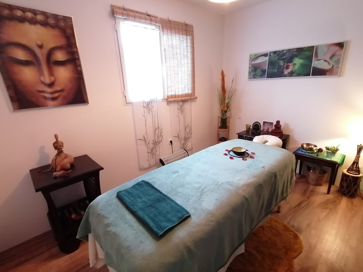 Loredane - Yoga Danse Massage - Yodama Dordogne — 3