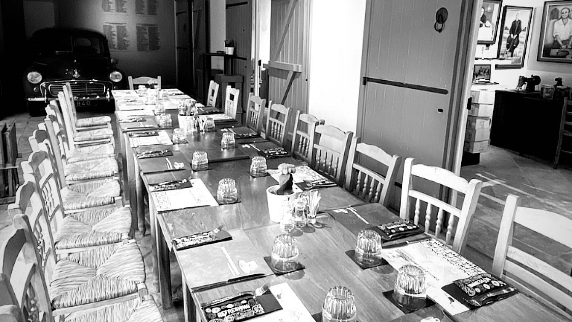 Μουσείο Cafe Bar Resto mekanı