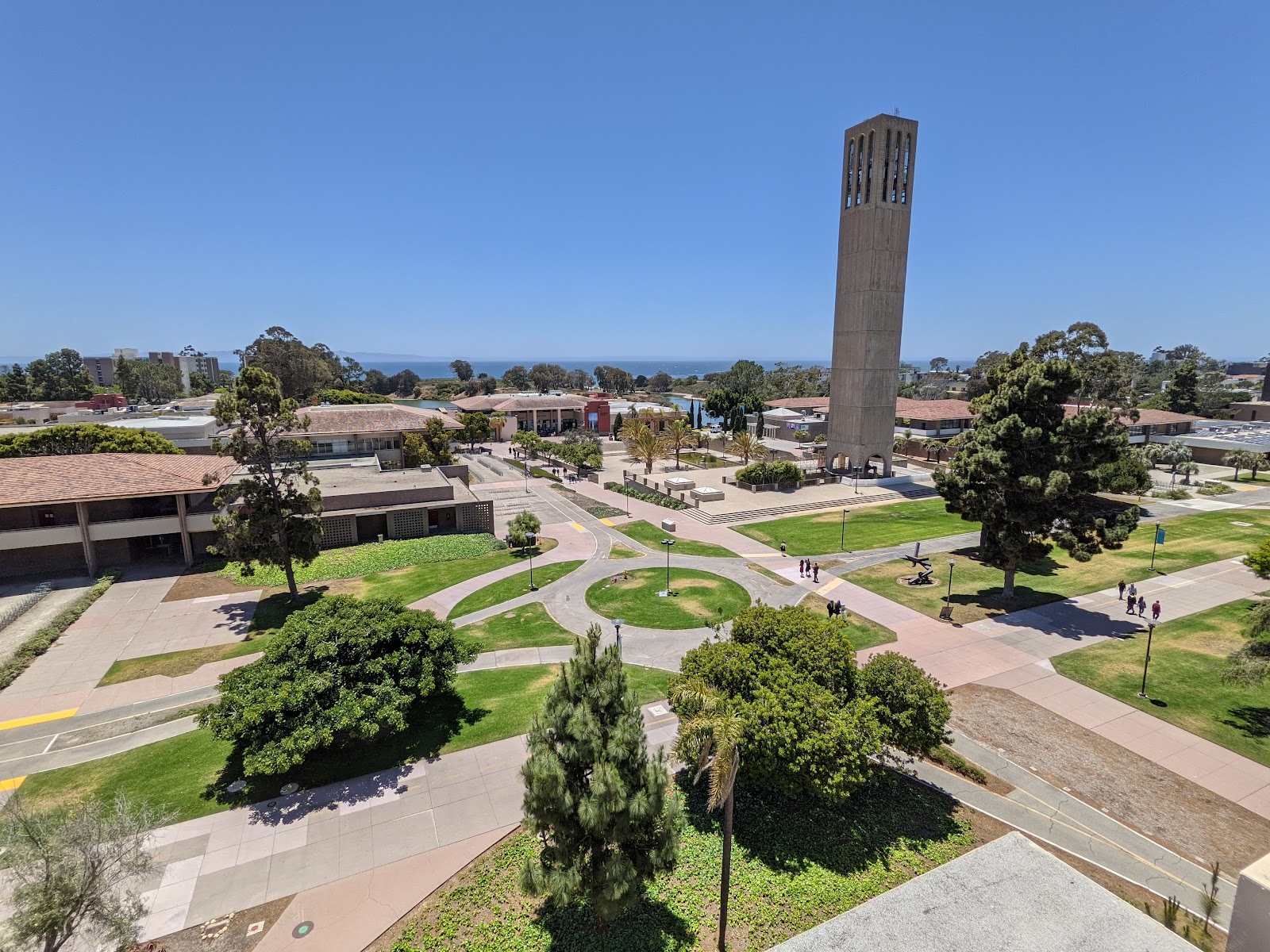 カリフォルニア大学サンタバーバラ校（University of California-Santa Barbara）（Santa Barbara、カリフォルニア州）
