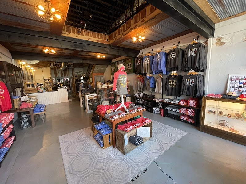 Press Monkey Studio photo 1