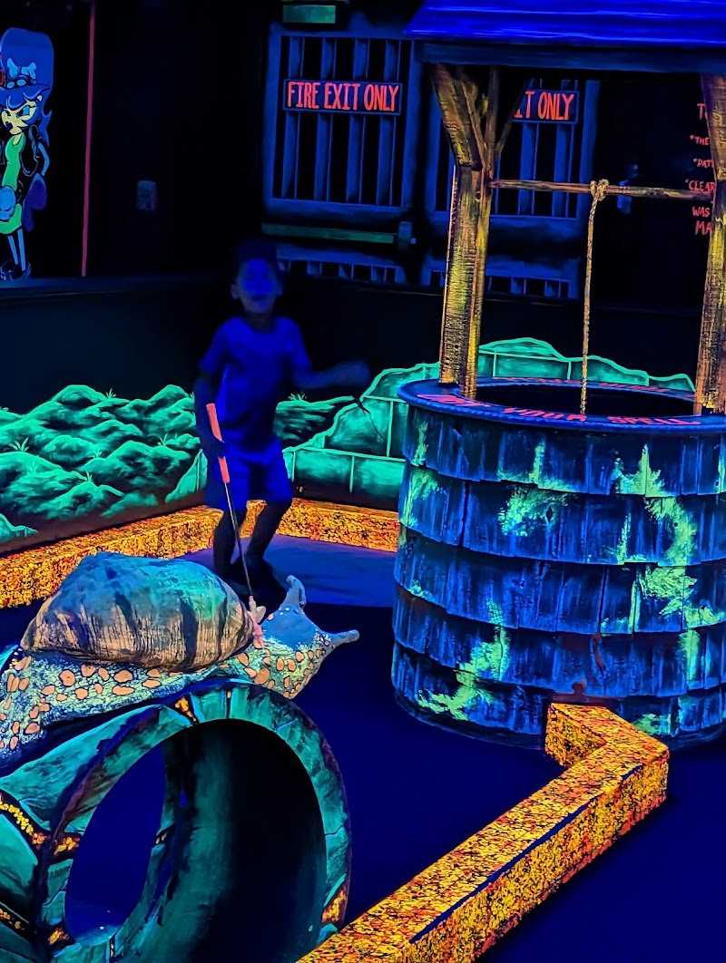 Monster Mini Golf banner