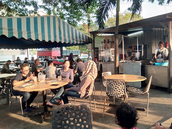 Restoran Din Pitchay - Photo 1