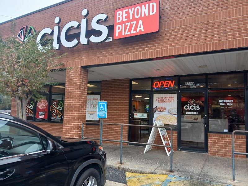 Cicis Pizza photo 1