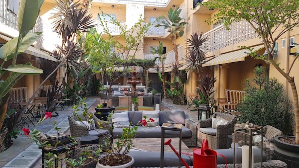 Hollywood Hotel
