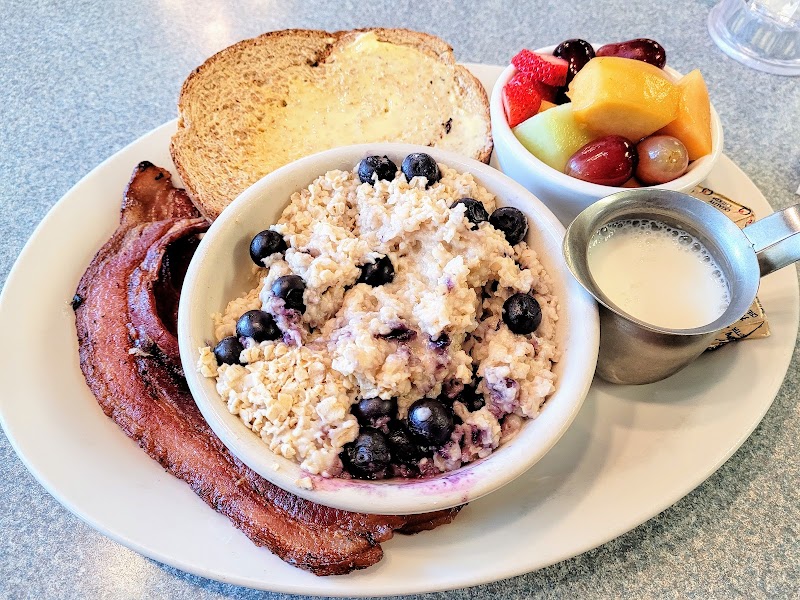 Casey's Restaurant photo 2