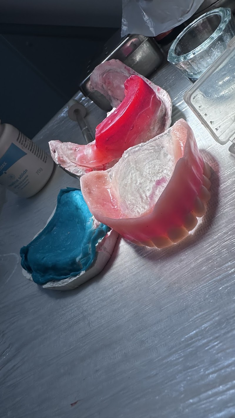 Dra. Laíse Carvalho Dentista Nova Friburgo - foto 4