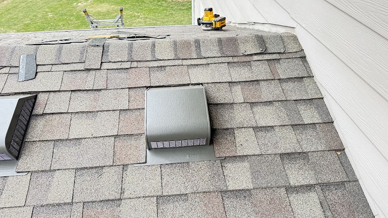 Right Roofing & Siding photo 1