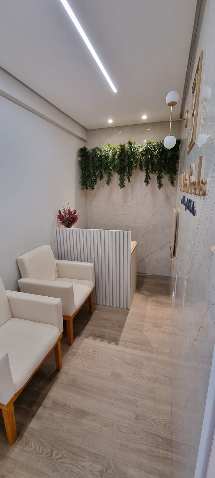 Dra. Patrícia Barcelos - foto 2