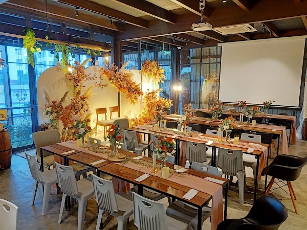 Grumpy Goat & Friends Forest Feast Cafe