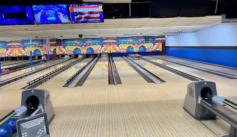 Winter Garden Bowl — Bowling Alley in Winter Garden