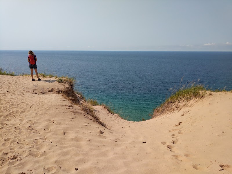 Empire Bluff Trail