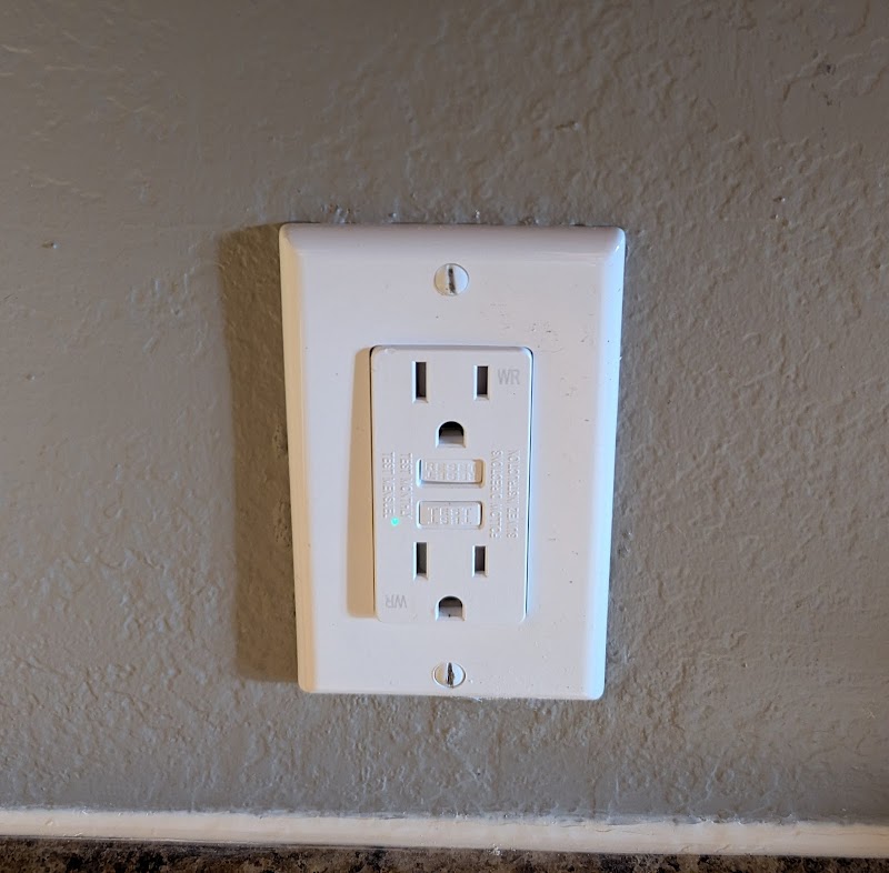 In Phaze Electric Inc. - Electrician in Orlando