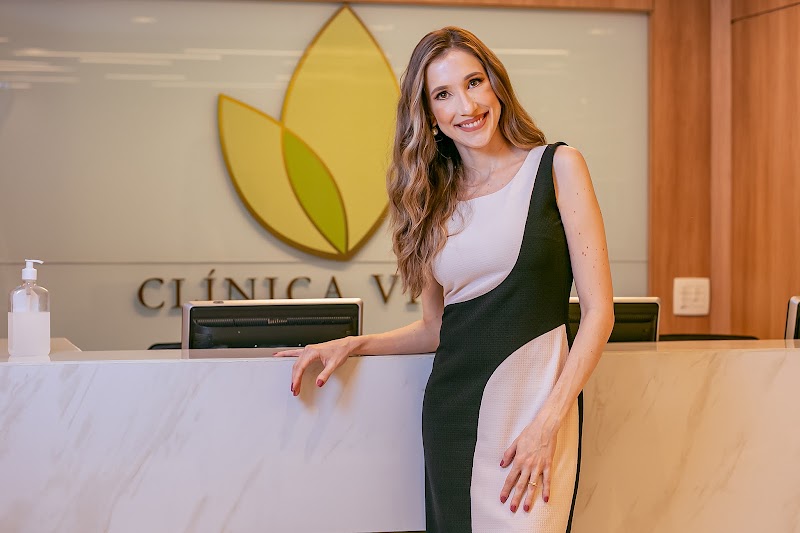 Dra. Ana Carolina Apolinário Sala – Dermatologista em São Paulo