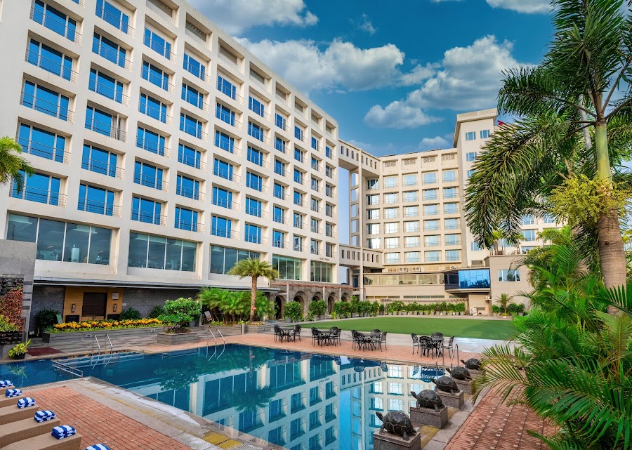 Hotel Express Inn — photo 1