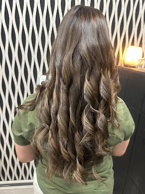 Glemz Aesthetic Hair & Beauty Studio