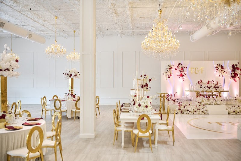 The Blank Canvas Space — interior