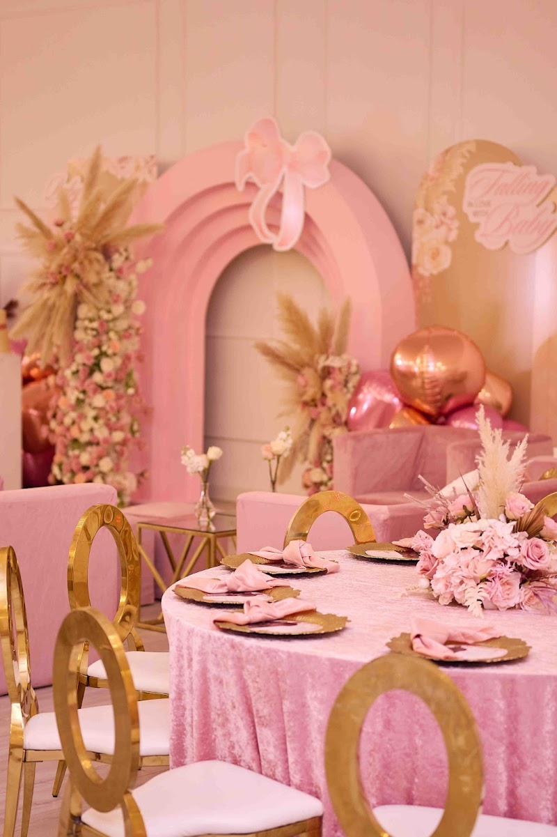 The Blank Canvas Space photo 7