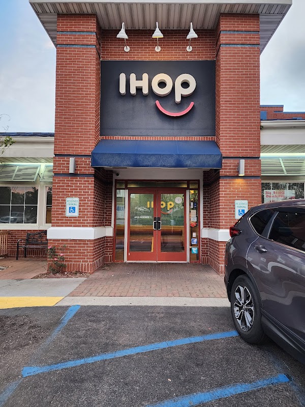 IHOP photo 3