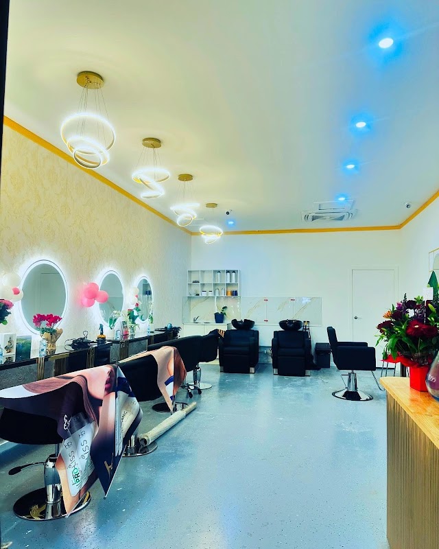 Kusum's Hair and Beauty Studio photo 1