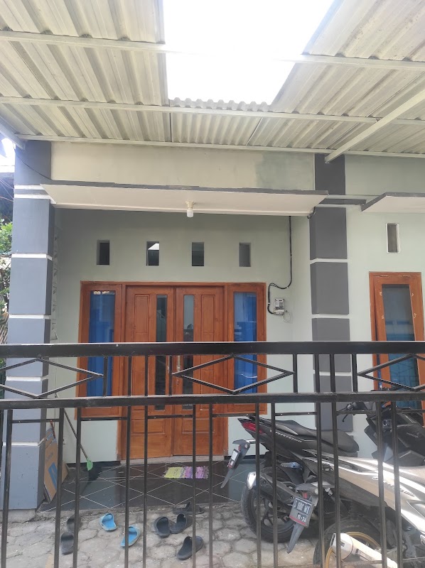 Kontrakan Beda Keyakinan